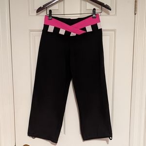 Lululemon Cropped Yoga Pants